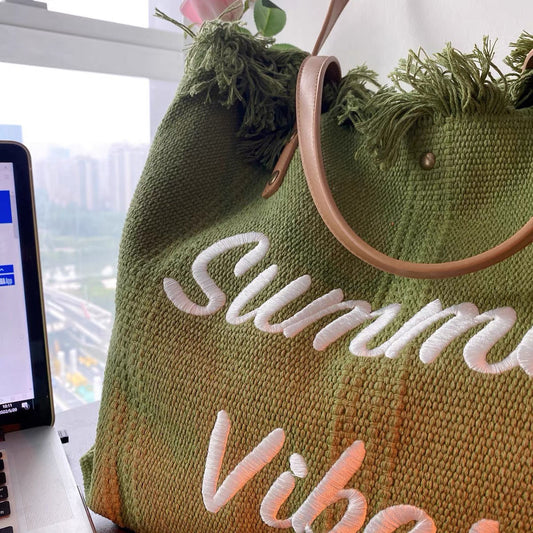 Fashionable Beach Bag – Oversized Travel Tote for Pool, Picnic & Vacation